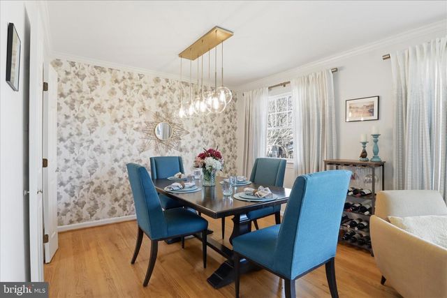 2407 CANDLEWOOD DR, Alexandria, VA 22308