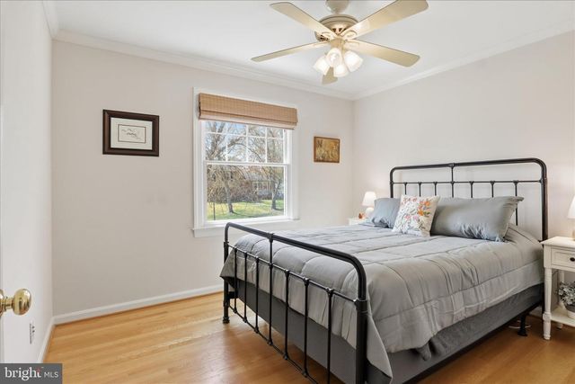 2407 CANDLEWOOD DR, Alexandria, VA 22308