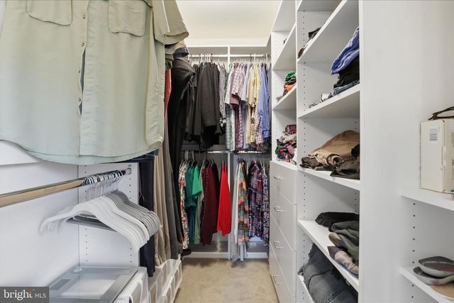 2407 CANDLEWOOD DR, Alexandria, VA 22308