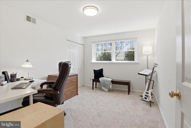 2407 CANDLEWOOD DR, Alexandria, VA 22308