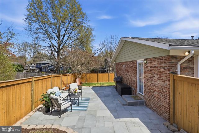 2407 CANDLEWOOD DR, Alexandria, VA 22308