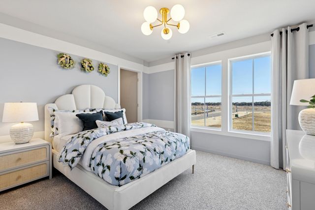 12594 Erskin Street NE, Blaine, MN 55449