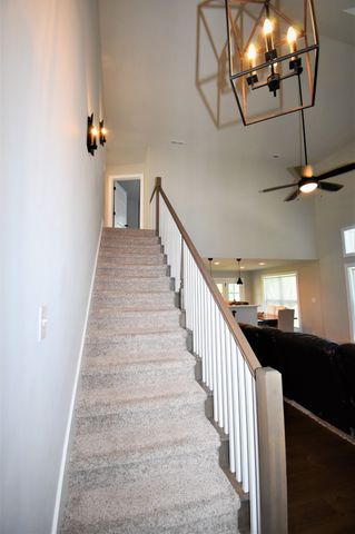 646 Appomattox Ct, Clarksville, TN 37043