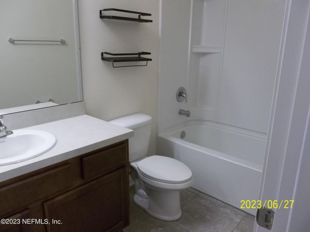 618 SERVIA Drive, Jacksonville, FL 32259