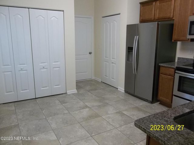 618 SERVIA Drive, Jacksonville, FL 32259
