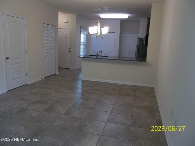 618 SERVIA Drive, Jacksonville, FL 32259