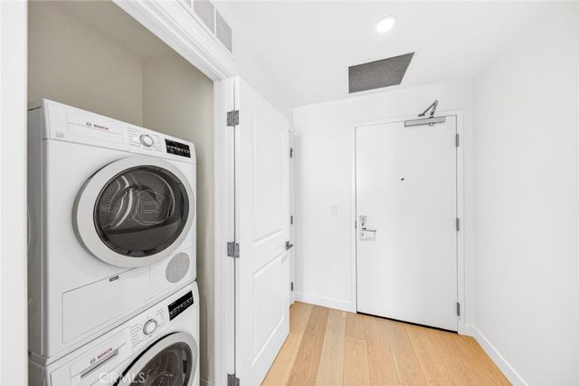 400 S Broadway 1513, Los Angeles, CA 90013