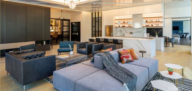 400 S Broadway 1513, Los Angeles, CA 90013