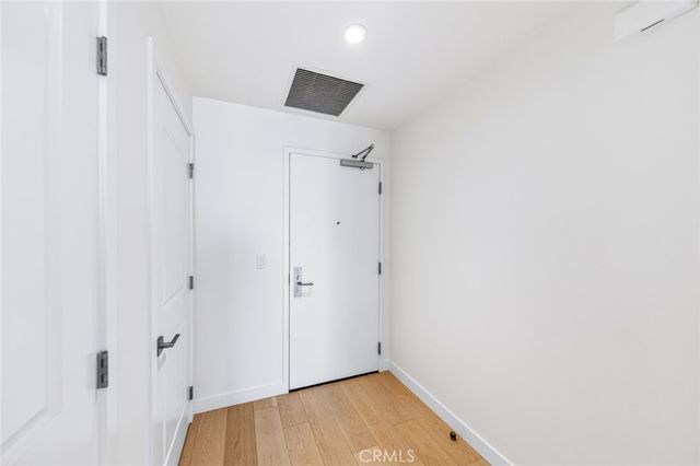 400 S Broadway 1513, Los Angeles, CA 90013