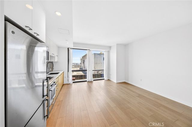 400 S Broadway 1513, Los Angeles, CA 90013