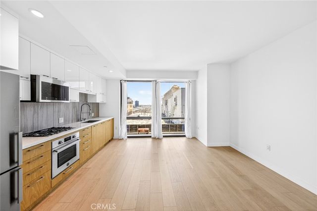 400 S Broadway 1513, Los Angeles, CA 90013