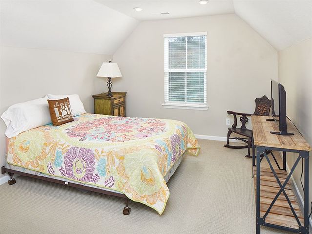 124 Curtis Court, Ohio Twp, PA 15143