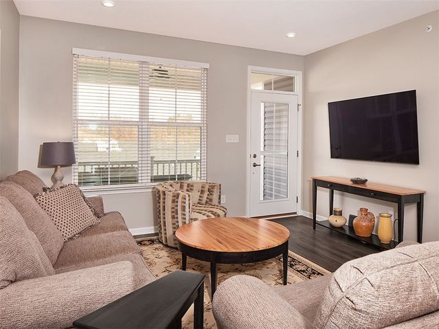 124 Curtis Court, Ohio Twp, PA 15143