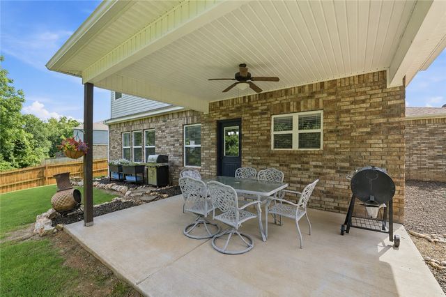 6407 SW Chestnut Hill Road, Bentonville, AR 72713