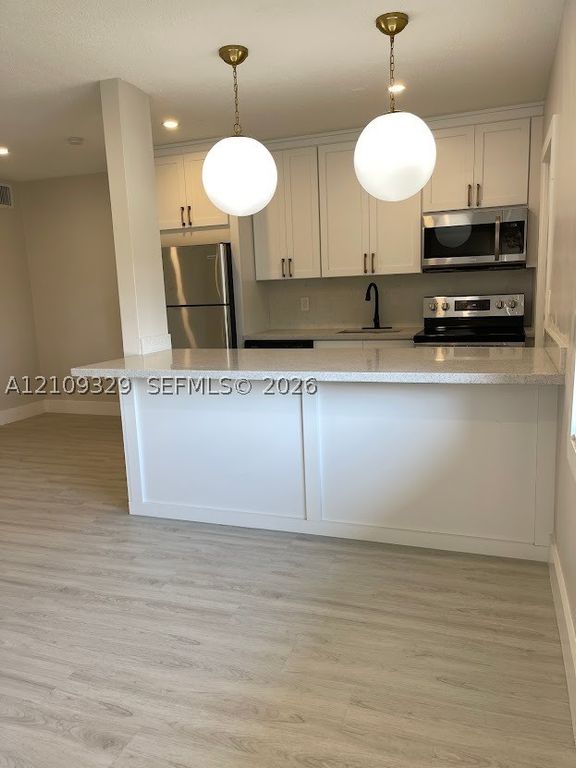 2418 Polk St 205, Hollywood, FL 33020