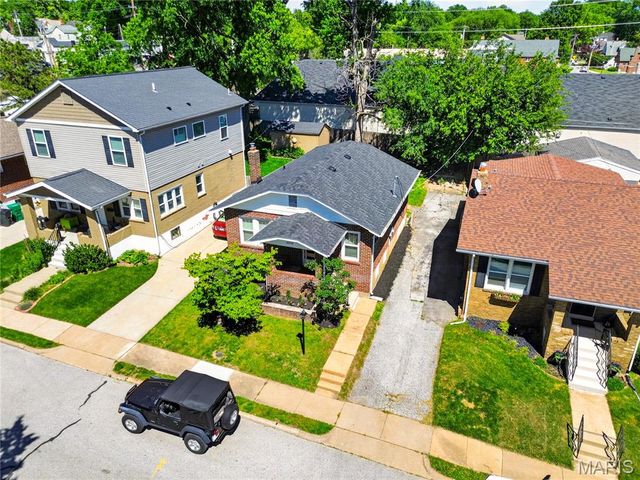 2318 Patton Avenue, Brentwood, MO 63144