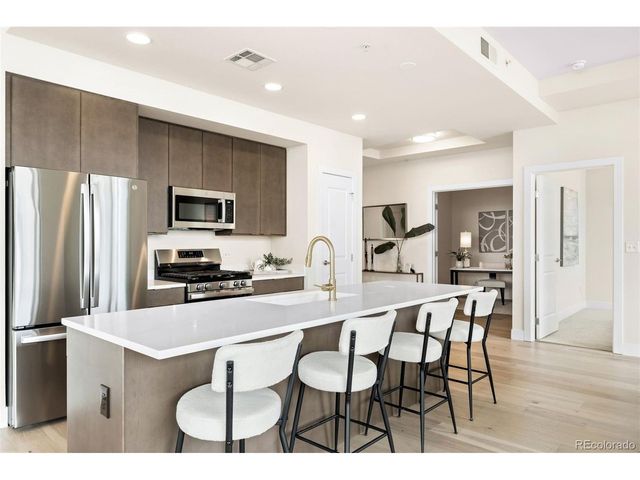 2001 Lincoln St 721, Denver, CO 80202