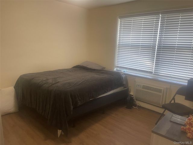 111 S Centre Avenue 1-Ss, Rockville Centre, NY 11570