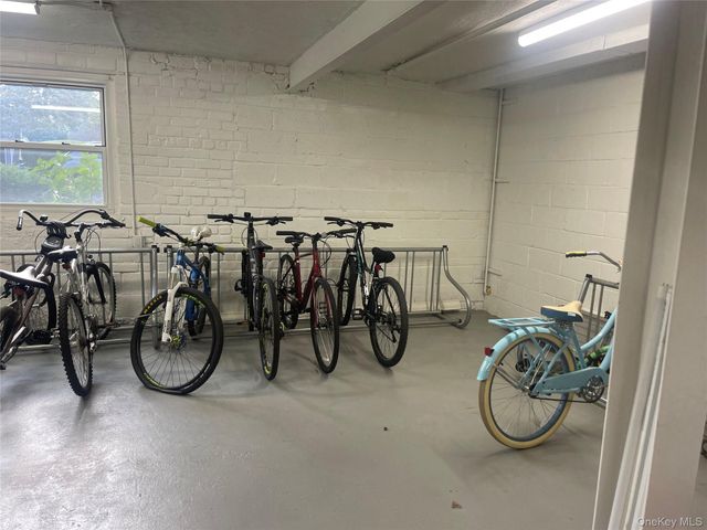 111 S Centre Avenue 1-Ss, Rockville Centre, NY 11570