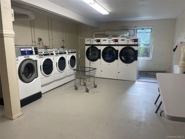 111 S Centre Avenue 1-Ss, Rockville Centre, NY 11570