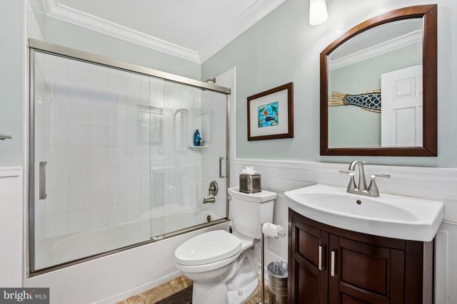 5 DUDLEY CT, Sterling, VA 20165