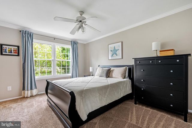 5 DUDLEY CT, Sterling, VA 20165