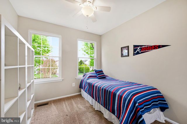 5 DUDLEY CT, Sterling, VA 20165