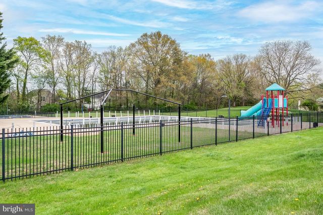 5 DUDLEY CT, Sterling, VA 20165