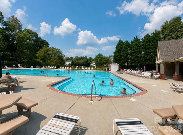 237 Golden Valley Drive, Mooresville, NC 28115