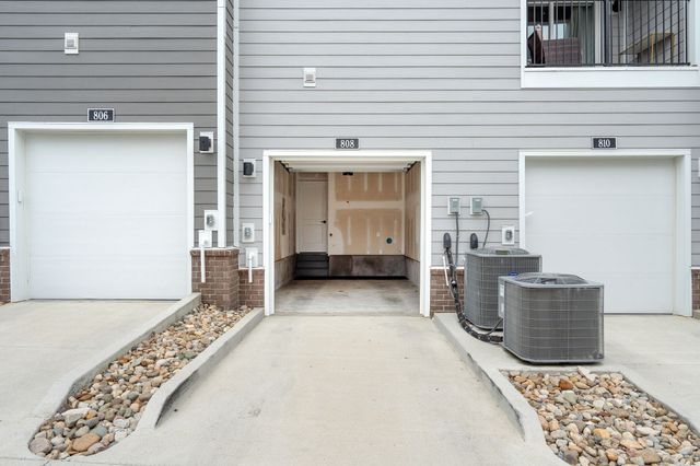 808 42nd Ave, N, Nashville, TN 37209