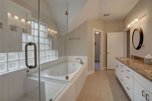 5911 Petty Street, Houston, TX 77007