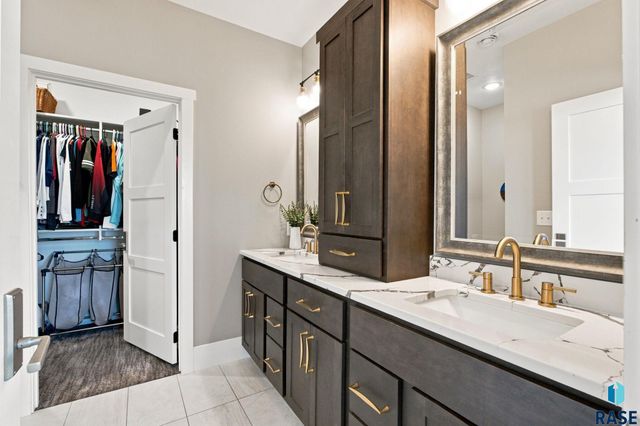 2655 Park Pl Place, Tea, SD 57064