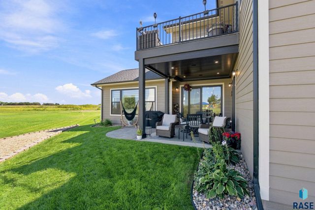 2655 Park Pl Place, Tea, SD 57064