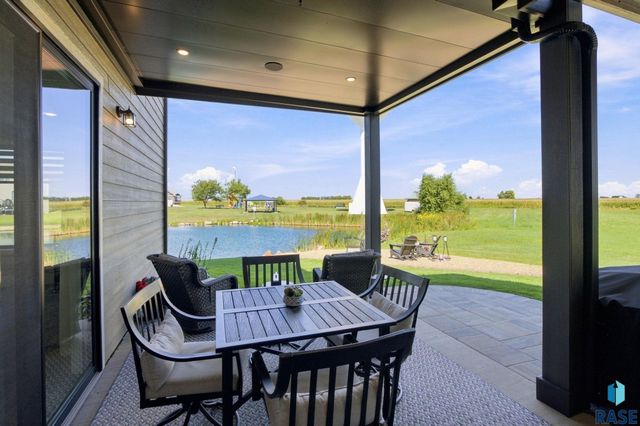 2655 Park Pl Place, Tea, SD 57064