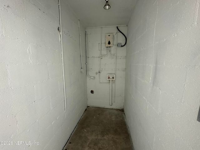 6226 MERCER Circle E, Jacksonville, FL 32217