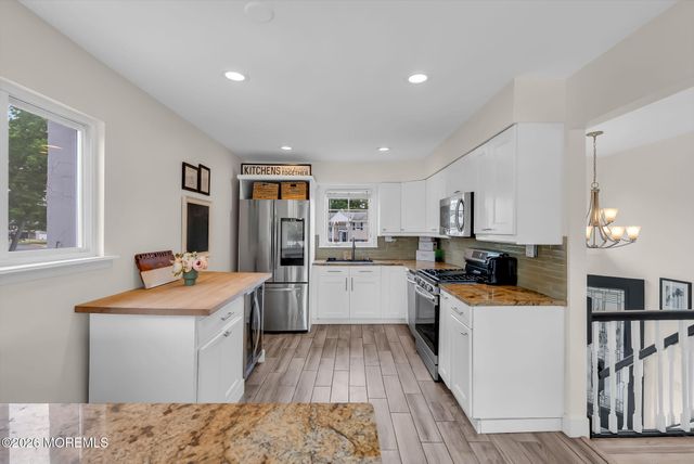 109 Twin Rivers Drive, Toms River, NJ 08753