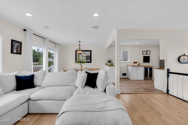 109 Twin Rivers Drive, Toms River, NJ 08753