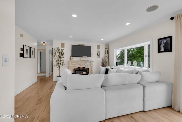 109 Twin Rivers Drive, Toms River, NJ 08753