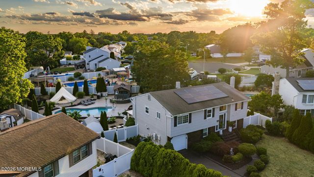 109 Twin Rivers Drive, Toms River, NJ 08753