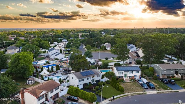 109 Twin Rivers Drive, Toms River, NJ 08753