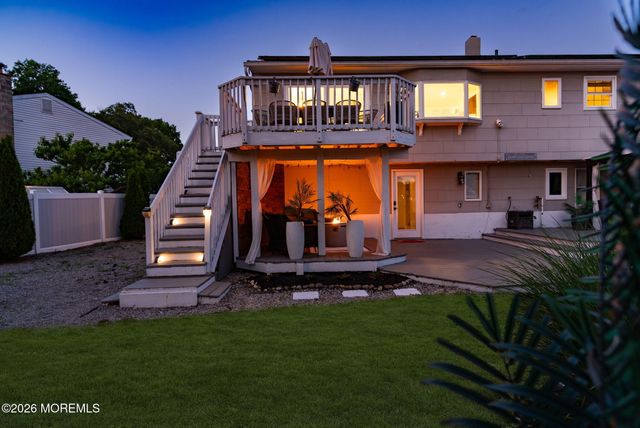 109 Twin Rivers Drive, Toms River, NJ 08753