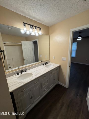 13401 Warren Drive, Gulfport, MS 39503