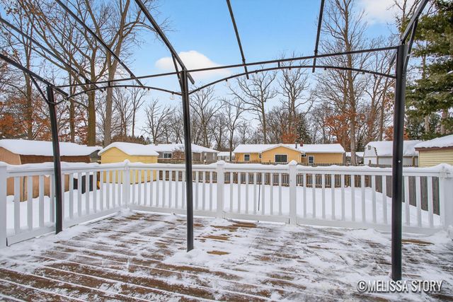 5563 Osborne Avenue SE, Grand Rapids, MI 49548