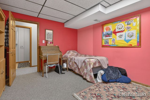 5563 Osborne Avenue SE, Grand Rapids, MI 49548