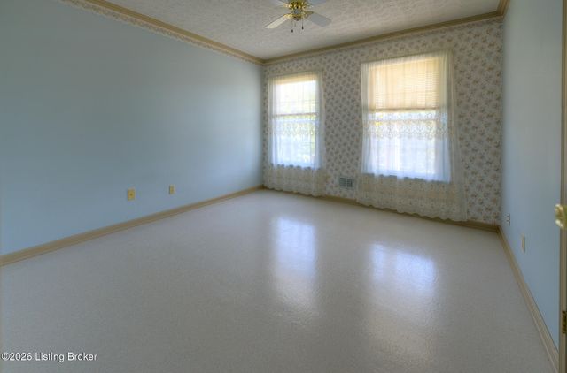203 Ridge Rd, Shepherdsville, KY 40165