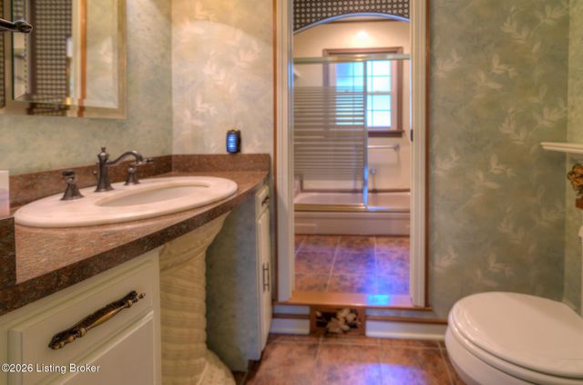 203 Ridge Rd, Shepherdsville, KY 40165