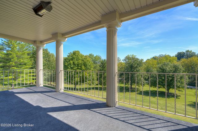 203 Ridge Rd, Shepherdsville, KY 40165