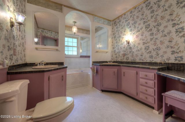 203 Ridge Rd, Shepherdsville, KY 40165