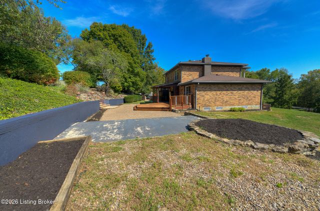 203 Ridge Rd, Shepherdsville, KY 40165