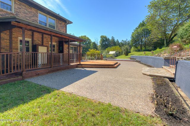 203 Ridge Rd, Shepherdsville, KY 40165